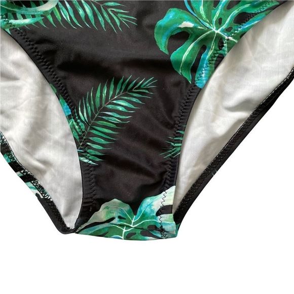 💥 💥CLEARANCE SALE!!!⚡️ Bikini Bottoms size L - Picture 5 of 10